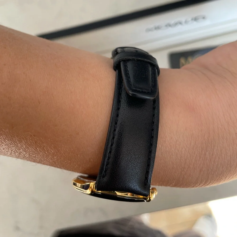 MOVADO The Museum Watch black leather & gold accents excellent condition! - Picture 4 of 10